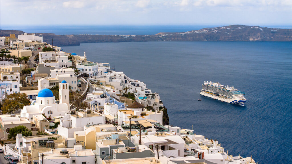 Sun Princess at Santorini. Image courtesy of Princess Cruise Line.