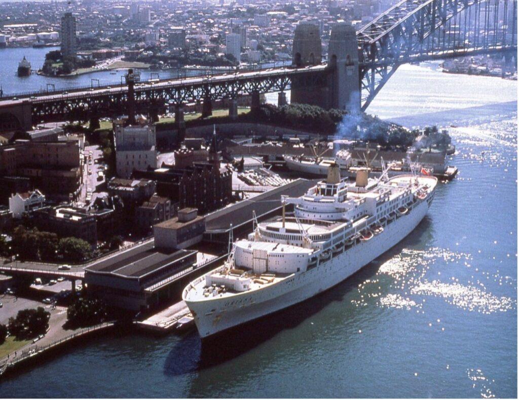 P&O's Oriana at Circular Quay, Sydney. Courtesy of the William H. Miller Collection.
