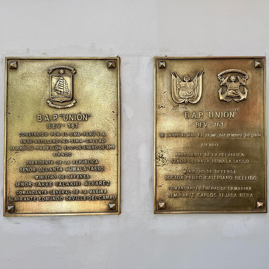 Bronze plaques aboard B.A.P. Unión commemorate the tall ship’s construction at the SIMA shipyard in Callao, Peru, and her 2014 launch. Photo: H. Liu