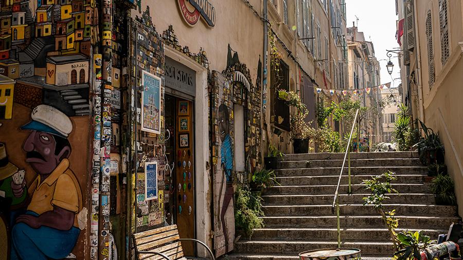 picturesque street in Provence, France, featured on Passage Journeys’ “The Living Provence” itinerary. Photo courtesy of Passage Journeys.